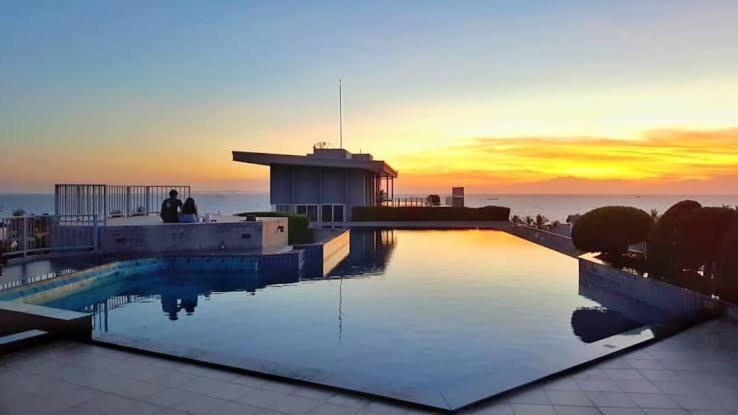 Chic Seaview @ The Patio Bangsaen Apartamento Exterior foto