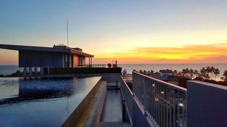 Chic Seaview @ The Patio Bangsaen Apartamento Exterior foto