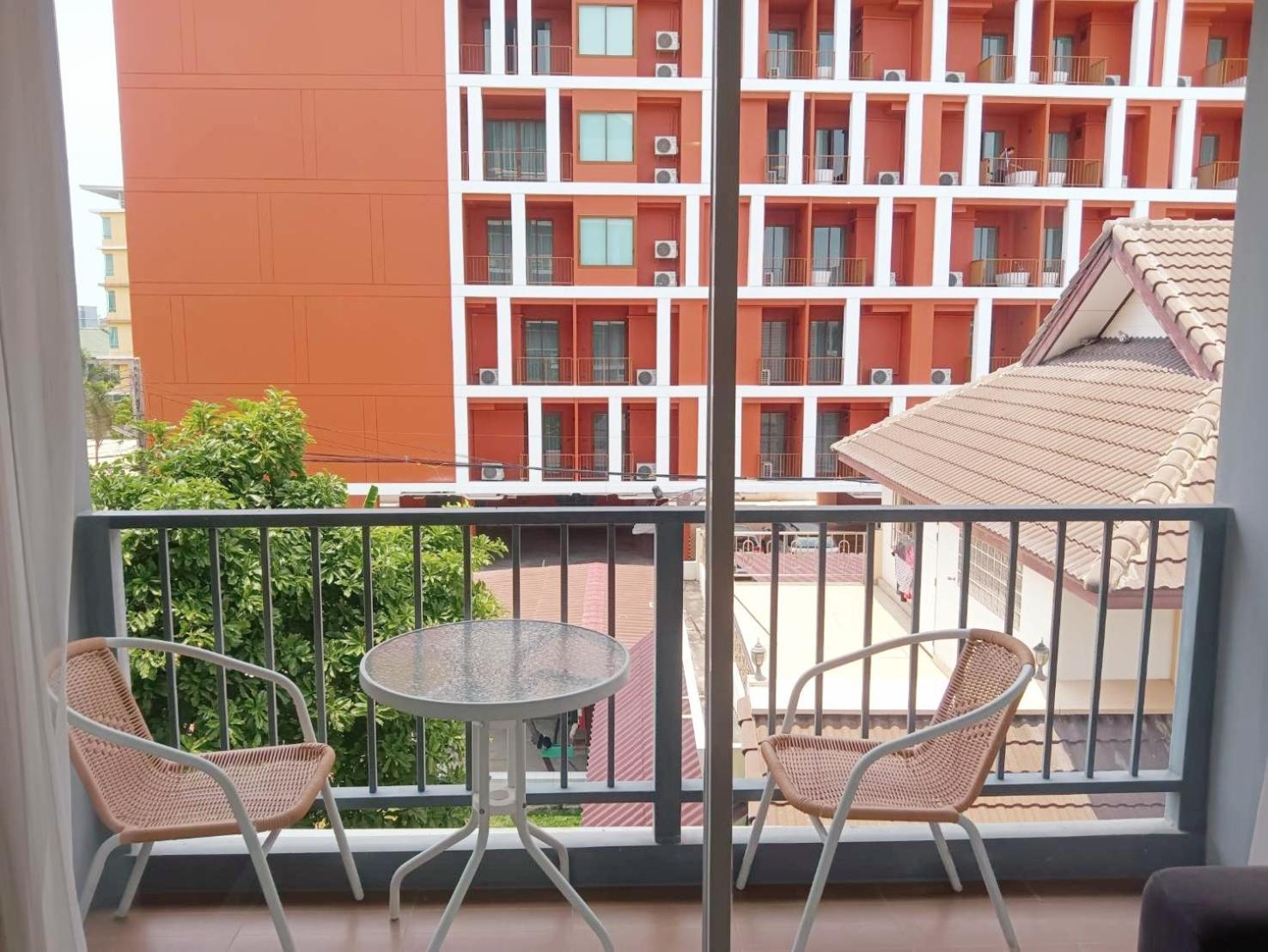 Chic Seaview @ The Patio Bangsaen Apartamento Exterior foto